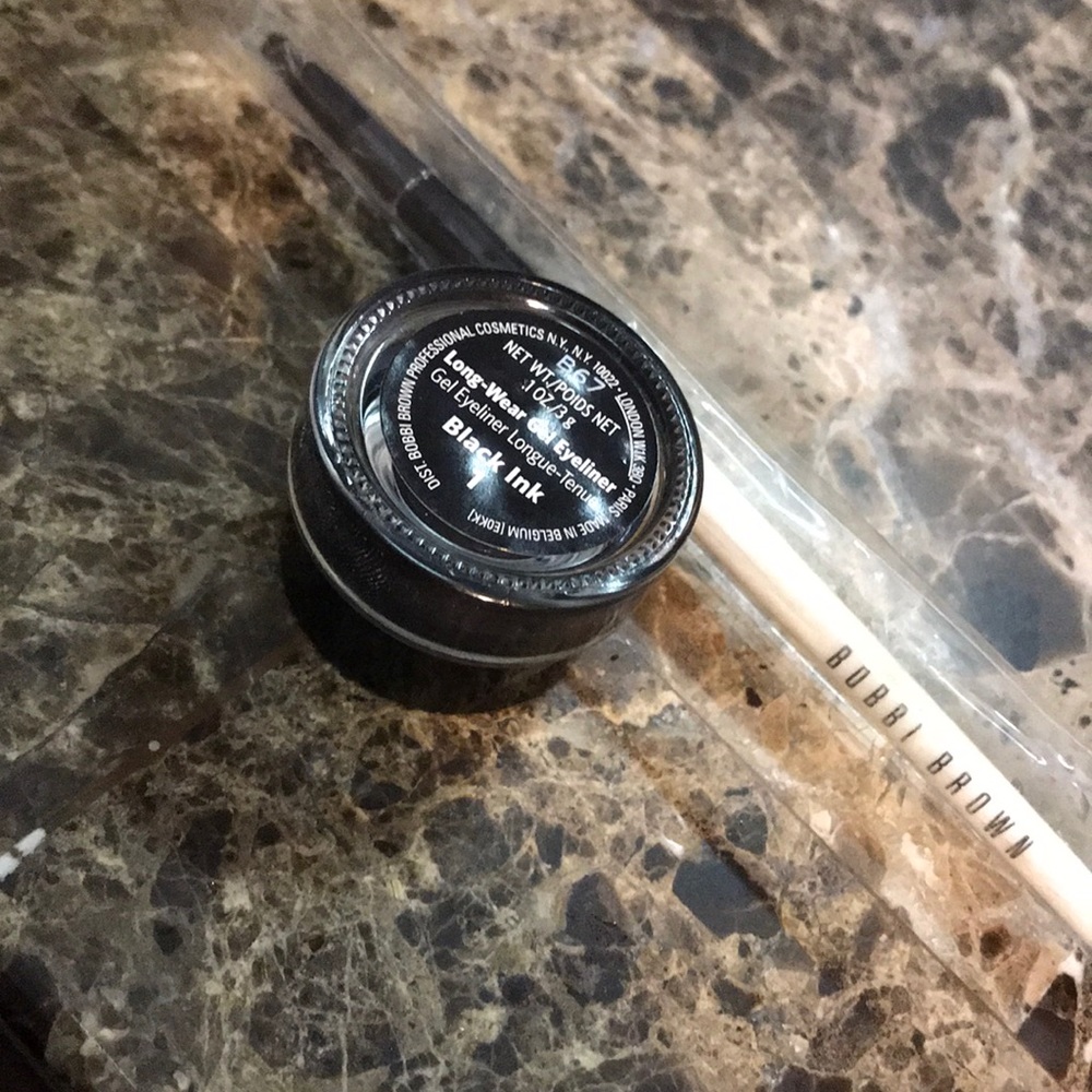 Bobbi Brown Gel Eyeliner Plus Ultra Fine Brush